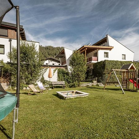 Alpenapartments Ried im Oberinntal Exterior foto